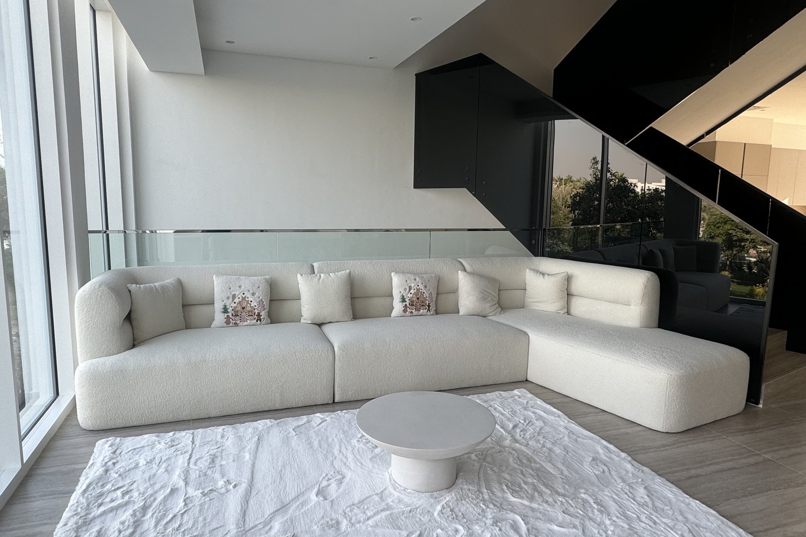 Completed villa living room by Al Marjan